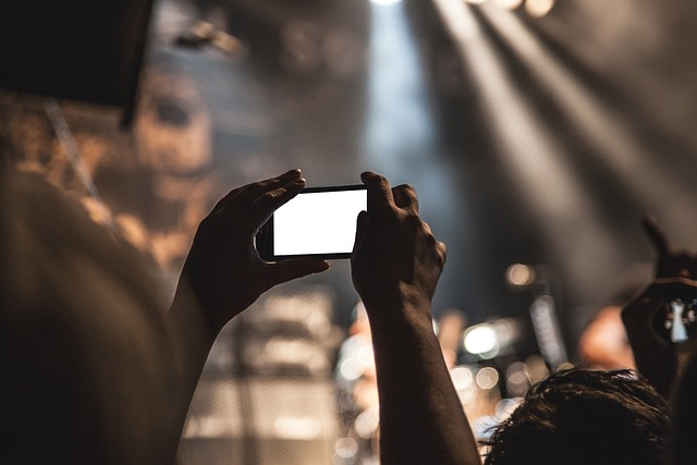 Mid range camera phones